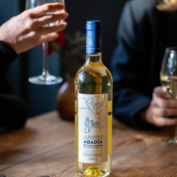 £10 OFF ANY BOTTLE OF WINE